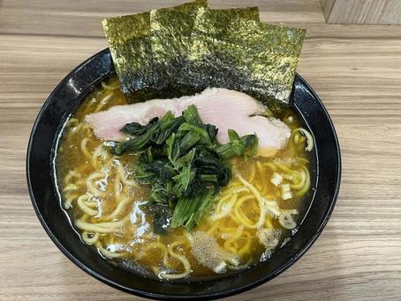 家系ラーメン 美味しい,ラーメン屋,麺類の写真素材