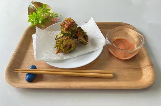 Photo, bitter gourd, pork, fried chicken, 