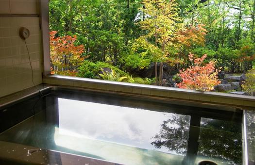 A tasteful open-air bath A tasteful open-air bath