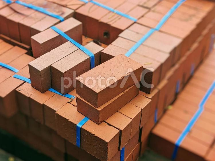 積み重ねられた赤レンガ 石垣,ブロック,レンガの写真素材