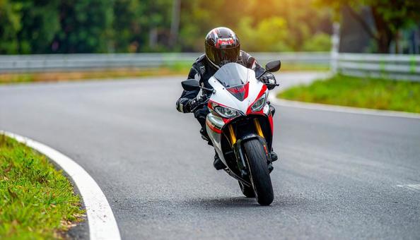 ミニバイクレースの写真