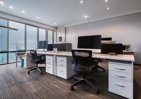 明るいオフィス 明るいオフィスの写真