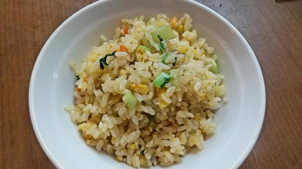 半炒飯 半炒飯,チャーハン,ご飯物の写真素材