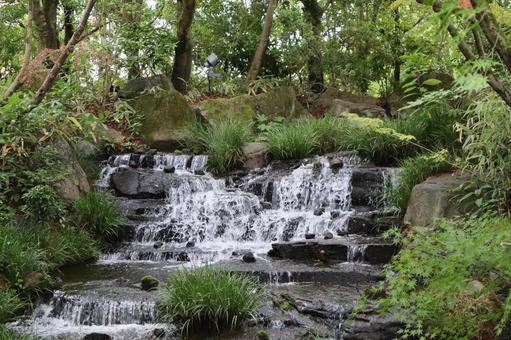 日本庭園 滝 日本庭園 滝 日本庭園,秋,姫路城の写真素材