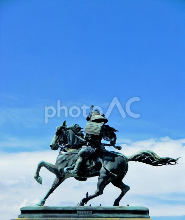 楠公像２ 侍,騎馬武者,疾走するの写真素材