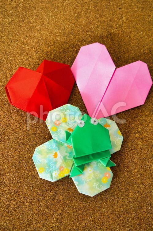 カエル　ハート　折り紙 折り紙,カエル,蛙の写真素材