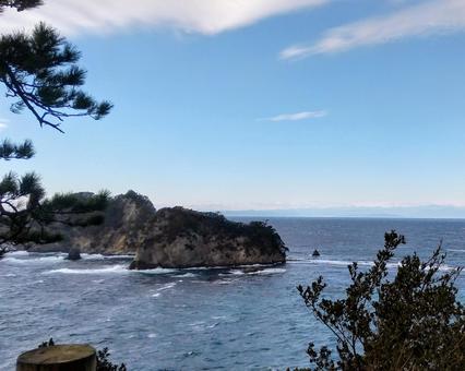 海と岩山 海と岩山の写真