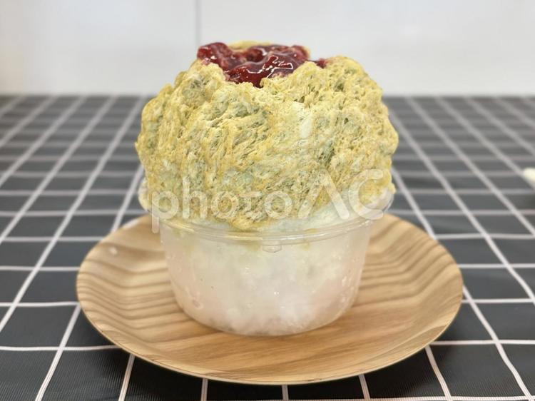 ピスタチオとミックスベリーのかき氷 かき氷,冷菓,夏の写真素材