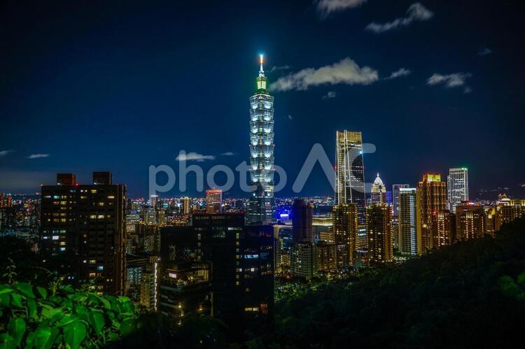 台北の象山から見える台北の夜景 台湾,象山,台北の写真素材