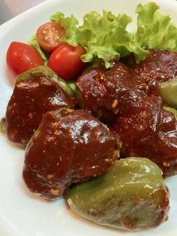 ピーマンの肉詰め ピーマンの肉詰めの写真