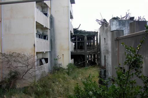 軍艦島の奥地の風景 軍艦島の奥地の風景 廃墟,軍艦島,端島の写真素材