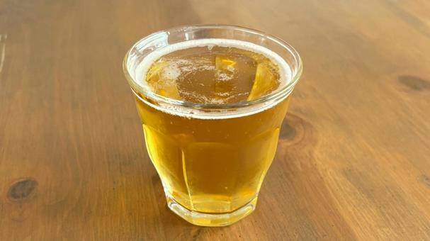 ビール ビール ビール,お酒,発泡酒の写真素材