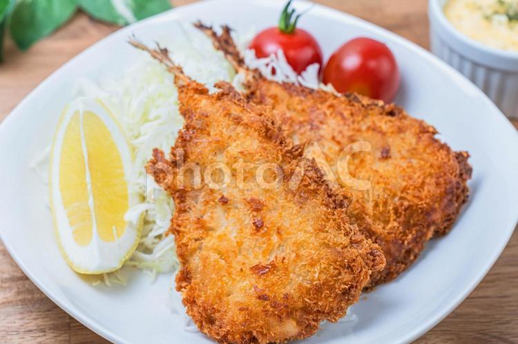 お皿に盛り付けたアジフライ アジフライ,魚料理,フライの写真素材