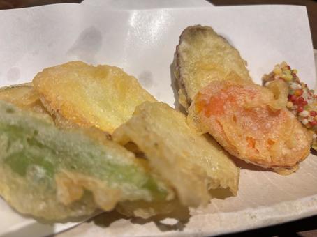 野菜の天ぷら 野菜,天ぷら,芋の写真素材