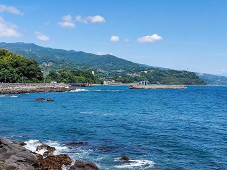 神奈川県足柄下郡真鶴町の琴ヶ浜からの眺望 神奈川県足柄下郡真鶴町の琴ヶ浜からの眺望 琴ヶ浜,真鶴半島,真鶴町の写真素材