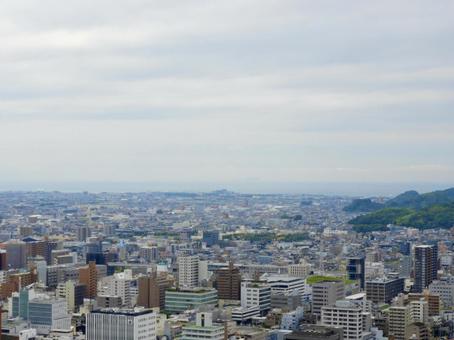 松山城からJR松山駅方向を望む 松山城からJR松山駅方向を望む 松山市,松山城,地方都市の写真素材