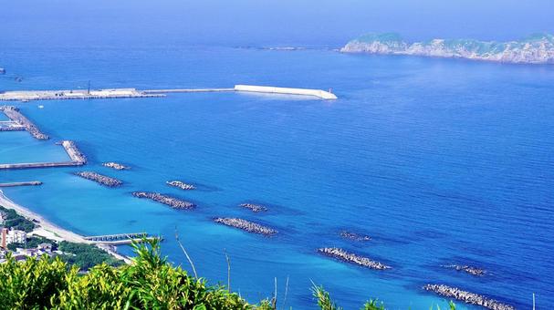 伊豆諸島新島の富士見峠から見た前浜海岸 伊豆諸島新島の富士見峠から見た前浜海岸 前浜海岸,富士見峠,新島の写真素材