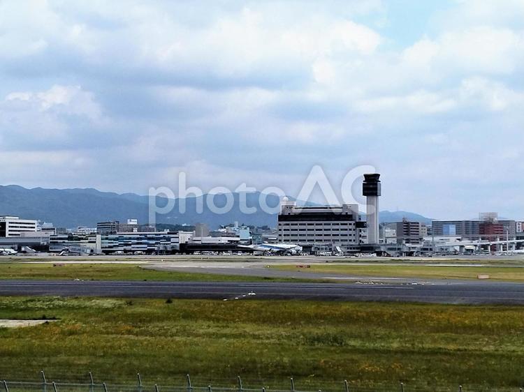 伊丹空港　管制塔 伊丹空港,管制塔,飛行機の写真素材