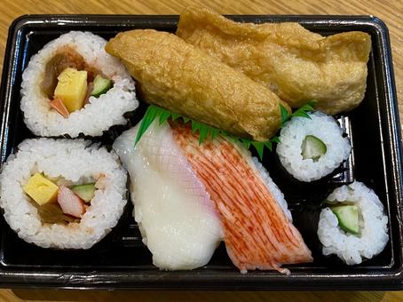 弁当 のり巻き いなり寿司 弁当 のり巻き いなり寿司 弁当,お弁当,のり巻きの写真素材