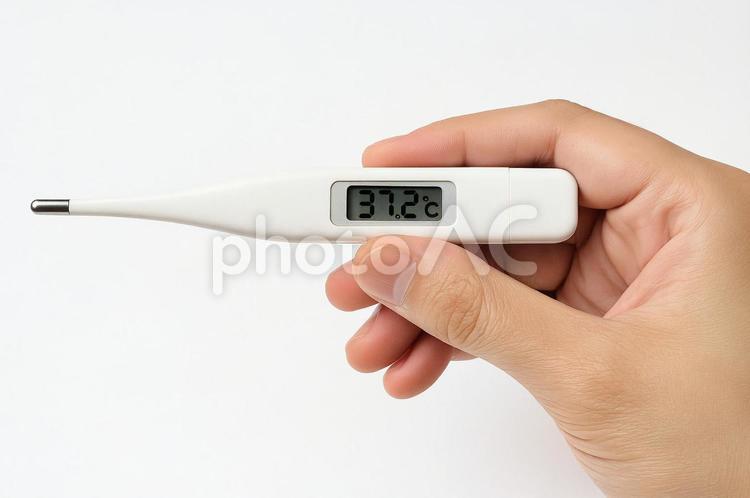 37.2度を示す体温計 体温計,微熱,37.2の写真素材