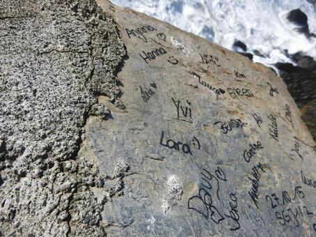 岩の落書き ヨーロッパ イタリア 岩の落書き ヨーロッパ イタリア 落書き,ラクガキ,らくがきの写真素材