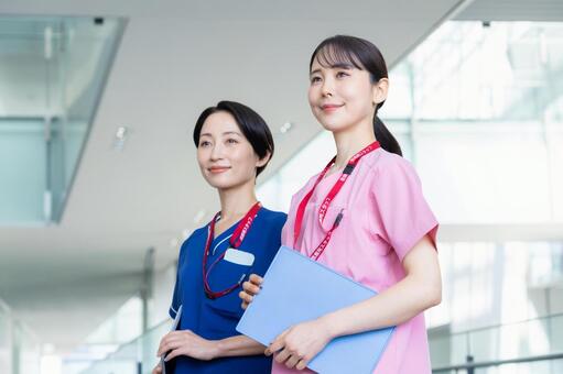 病院で働く女性の医者 病院,医者,介護の写真素材