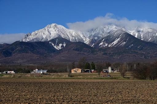 雪化粧した八ヶ岳 野辺山高原にて 雪化粧した八ヶ岳 野辺山高原にての写真