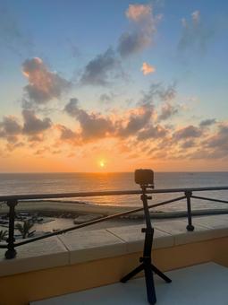 マルタの朝日 朝日,空,雲の写真素材