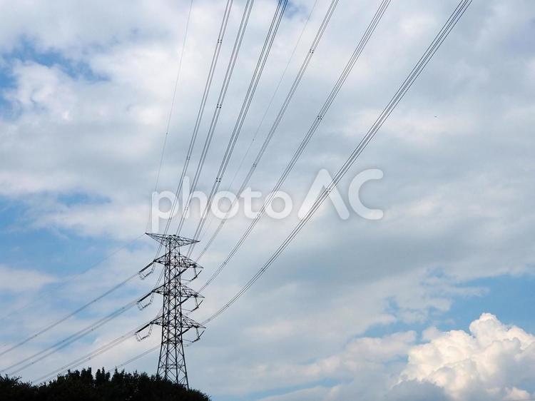 鉄塔がある風景 鉄塔,送電線,電線の写真素材