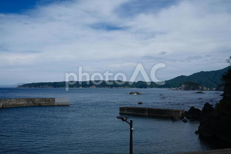 防潮堤から見る海 海,岩手県,宮古市の写真素材