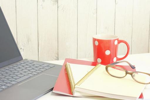 desk with computer, máquina, caneca, caneca, JPG