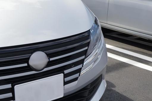 車のフロント部分ライト・ボンネット 新車 車のフロント部分ライト・ボンネット 新車 車,フロント,ドライブの写真素材
