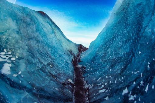 青い氷の峡谷 青い氷の峡谷 氷河,峡谷,スカフタフェットルの写真素材