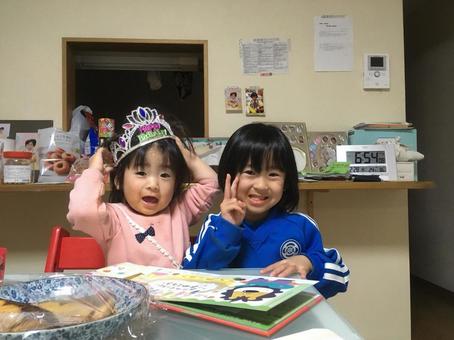仲良し姉妹 仲良し姉妹の写真