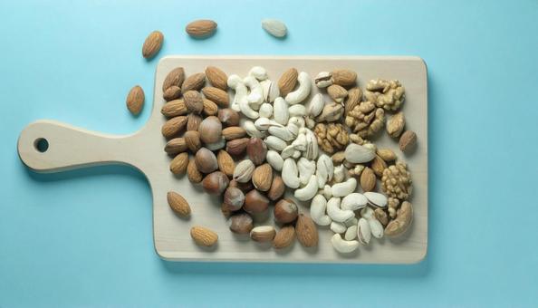 ミックスナッツの写真