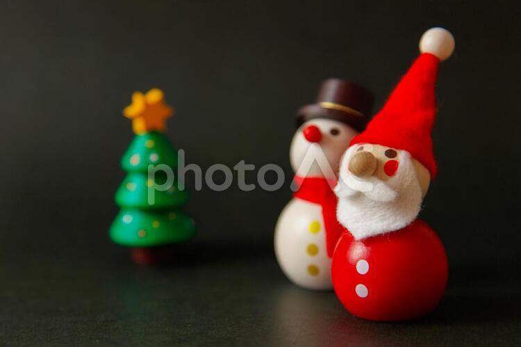 クリスマス-サンタと雪だるま- クリスマス,xmas,クリスマスイブの写真素材