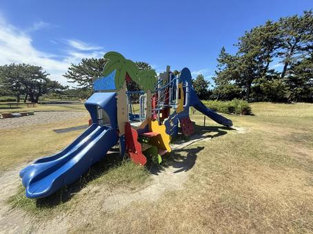 滑り台 滑り台 公園,広場,乗り物の写真素材