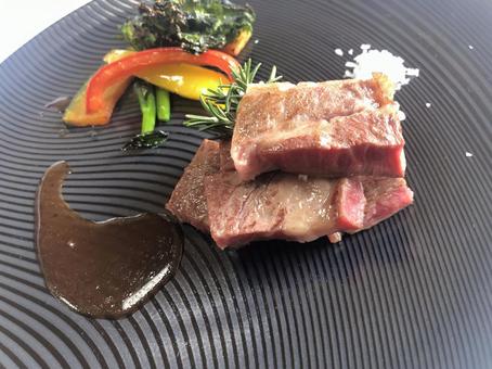 ごちそうお肉 ごちそうお肉の写真