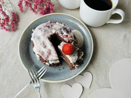 Strawberry and cocoa cake, JPG