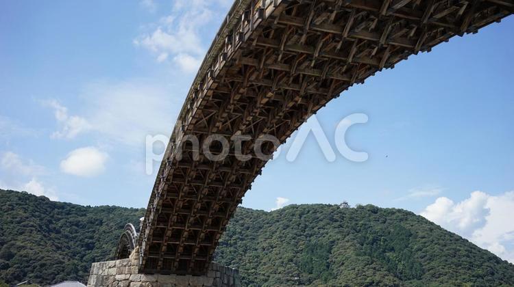 錦帯橋の美しいアーチ構造 錦帯橋,橋,木造橋の写真素材