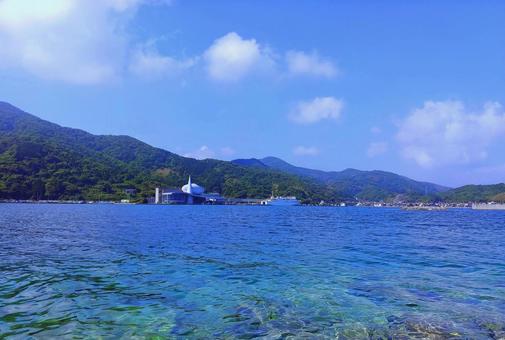 綺麗な青い海/七類湾 綺麗な青い海/七類湾 海,青い海,綺麗の写真素材