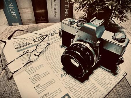 古いカメラ アンティーク 古いカメラ アンティーク フィルムカメラ,アンティーク,レトロの写真素材