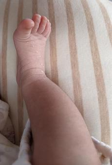 赤ちゃんの足 赤ちゃんの足 足,指,赤ちゃんの写真素材