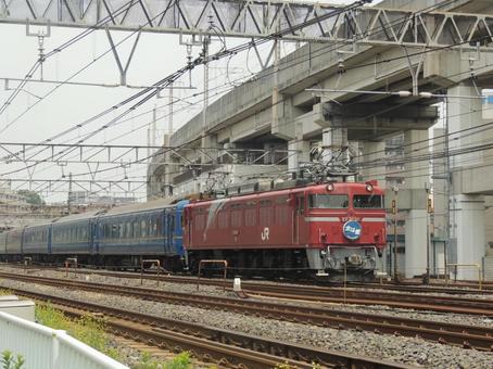 EF81-81号機北斗星号 北斗星号,ブルートレイン,夜行列車の写真素材