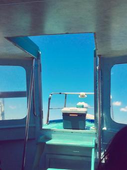 船内からの空 船内からの空の写真