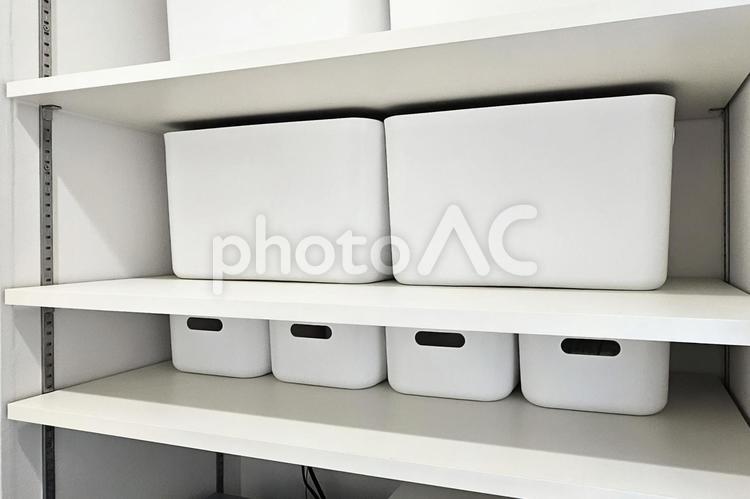 パントリーの可動棚収納イメージ パントリー,可動棚,収納の写真素材