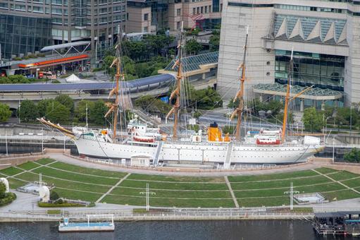 横浜みなとみらいの風景 みなとみらい,風景,帆船の写真素材