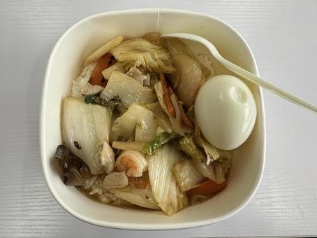 中華丼 中華丼 中華丼,卵,野菜の写真素材