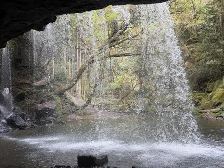 鍋ヶ滝（裏側） sightseeing,kumamoto,japanの写真素材