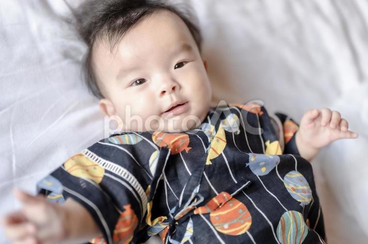 夏祭りイメージの赤ちゃん(その７２) 浴衣,甚兵衛,祭りの写真素材